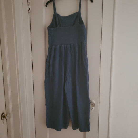 Jumper - Picture 2 of 3